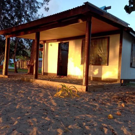 Yasawa Homestays Naisisili Ngoại thất bức ảnh