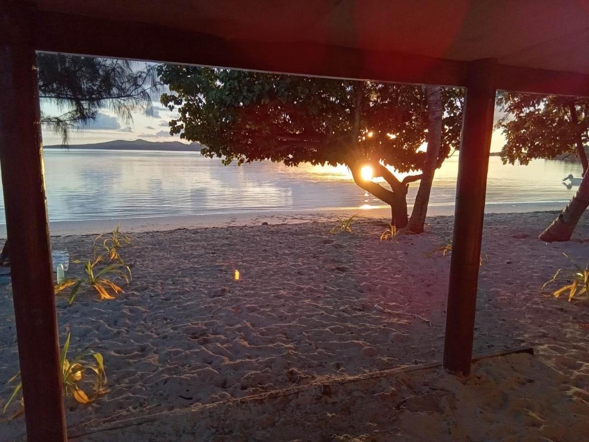 Yasawa Homestays Naisisili Ngoại thất bức ảnh