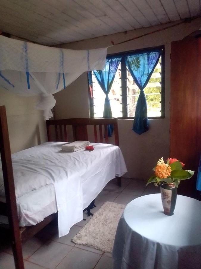 Yasawa Homestays Naisisili Ngoại thất bức ảnh