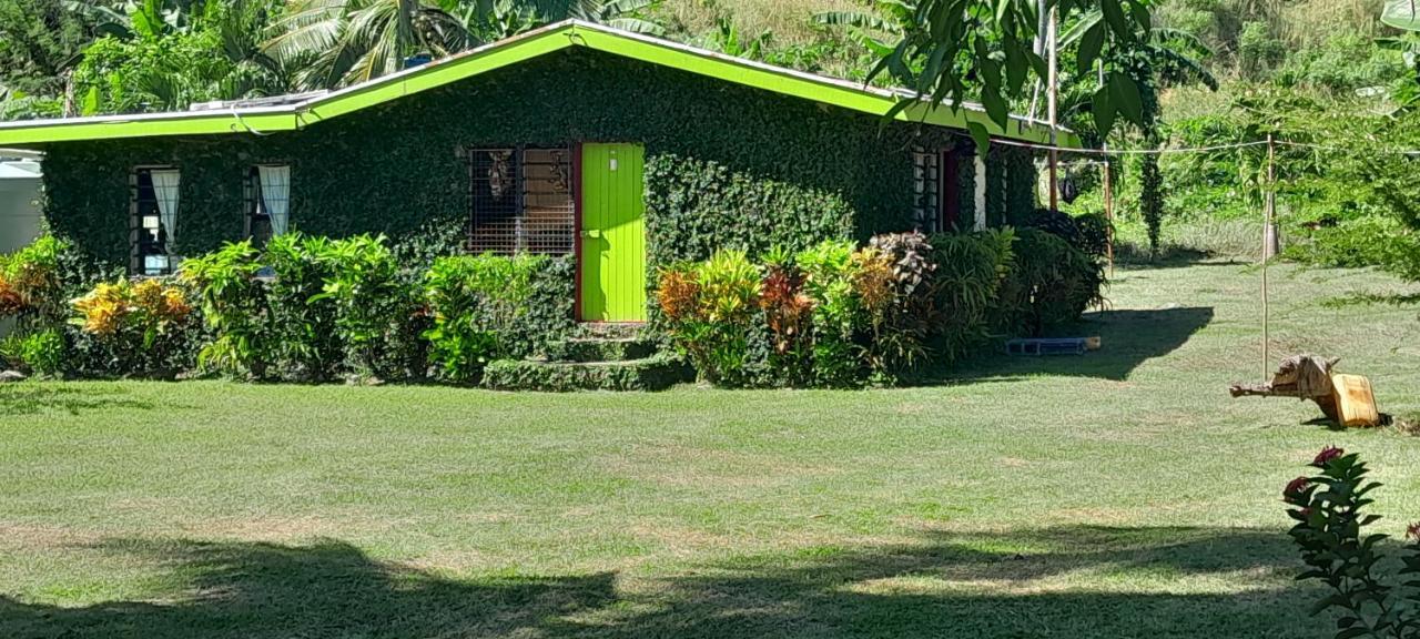 Yasawa Homestays Naisisili Ngoại thất bức ảnh