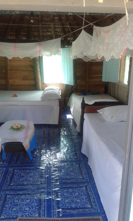 Yasawa Homestays Naisisili Ngoại thất bức ảnh