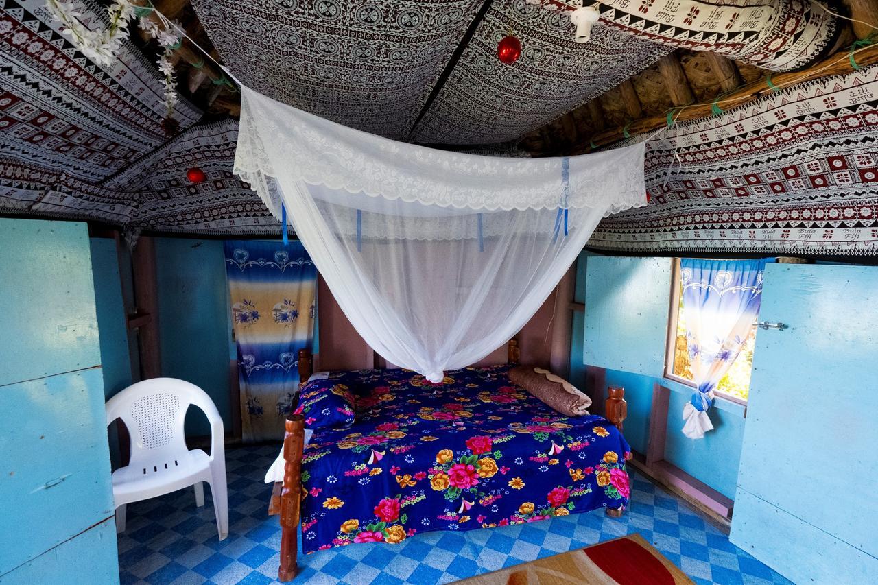 Yasawa Homestays Naisisili Ngoại thất bức ảnh